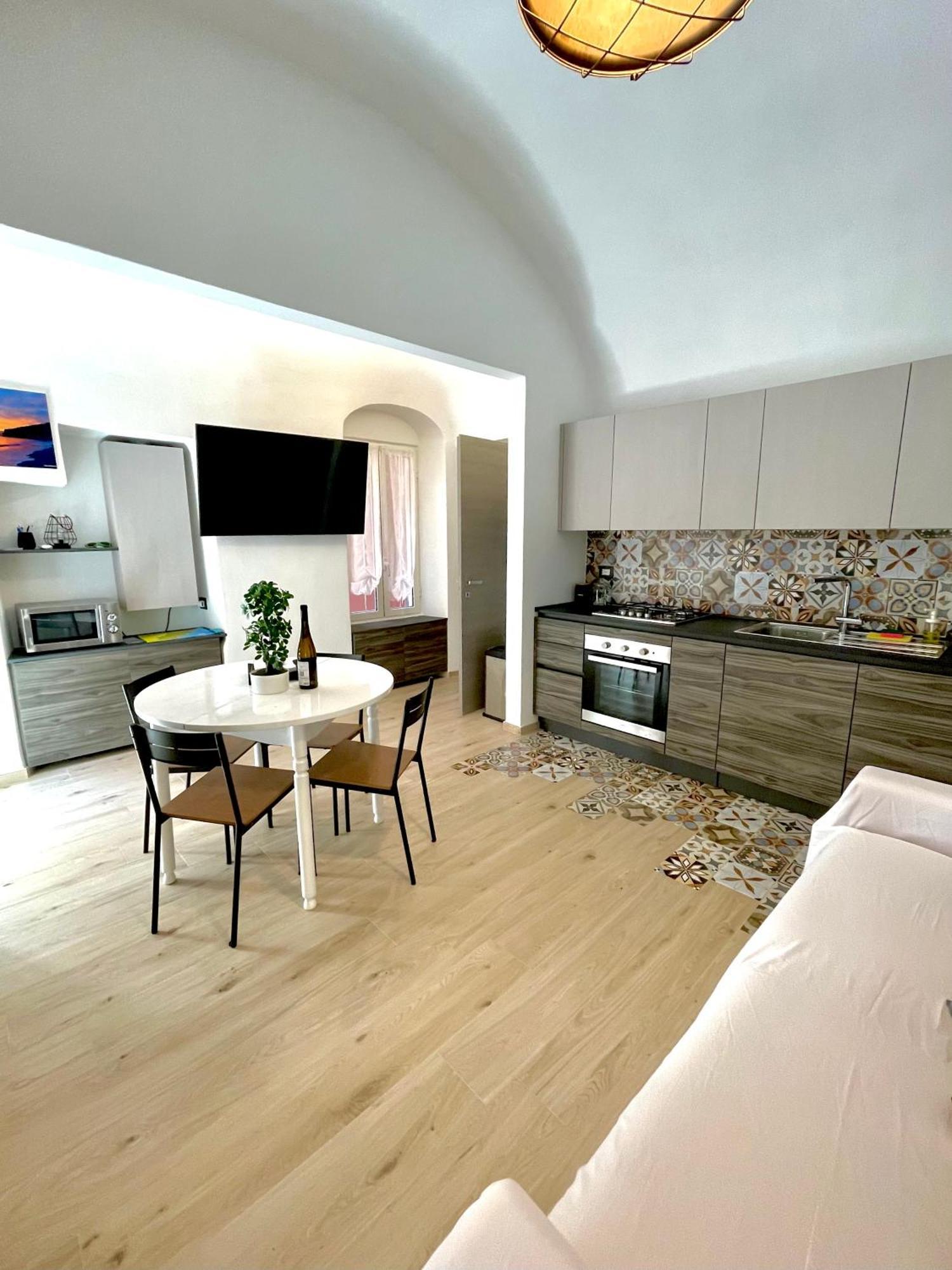 Appartamento Grothouse Finale Ligure Esterno foto