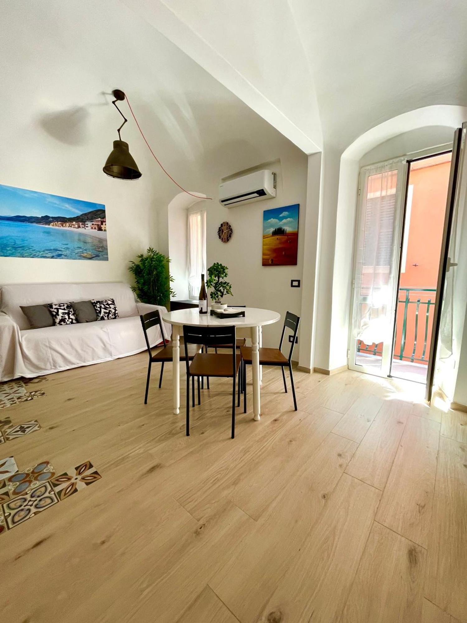 Appartamento Grothouse Finale Ligure Esterno foto